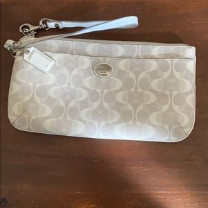 Coach wristlet wallet